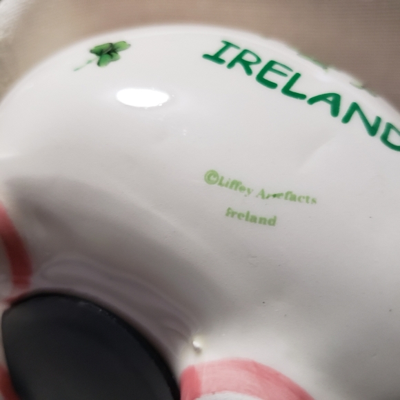 Look at this cute face.. Cute Ceramic Piggy Bank from Ireland. - Picture 7 of 7